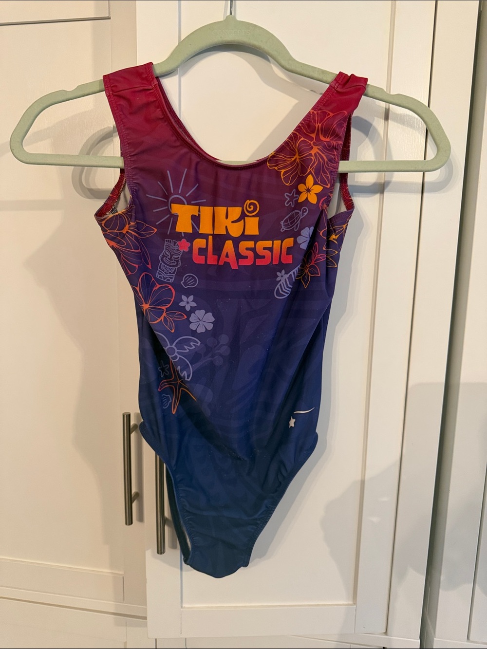 Destira Girls' Gradient Purple & Pink Tiki leotard child xl